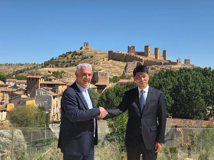 Hermanamiento entre Geoparques de Molina de Aragón y Lushan en China