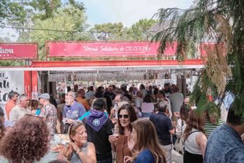 Fundación Nipace presenta el reto solidario de los 12.000 botellines para el Vermú Solidario de Nochebuena