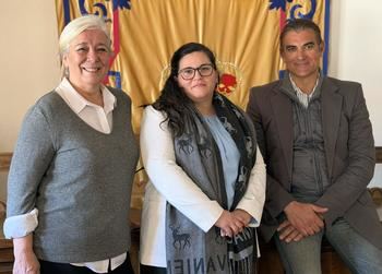 El Casar prohíbe el uso de burka y niqab en dependencias municipales a iniciativa de VOX