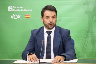 Vox augura que Page, el nuevo Revilla, perderá elecciones y por eso hace oposición a Sánchez yendo de plató en plató