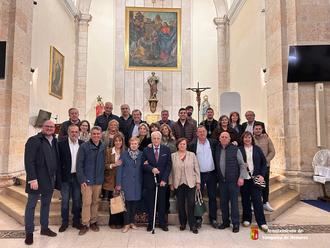 Yunquera celebró la festividad de los Santos Ángeles de la Guarda con un reconocimiento al socio de mayor edad, Luis Ruiz Santamaría
