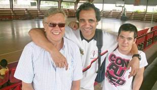 José Ignacio del Castillo (izquerda) acompañado por Roberto Bustamante y Miguel Besteiro en su viaje a la República Dominicana.