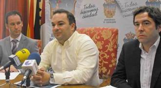 Jaime Carnicero y Lorenzo Robisco, durante la presentación de la II Semana del Medio Ambiente y Juventud.