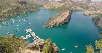 Embalse de Bolarque en Almonacid de Zorita.