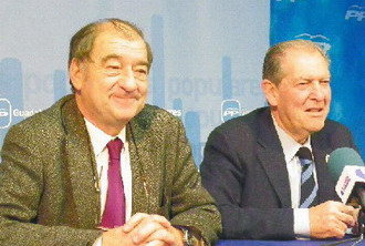 Los diputados regionales del PP, Porfirio Herrero y Jose Maria Bris.