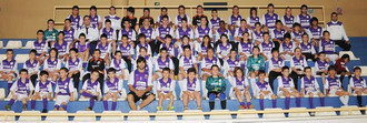 Los niños de la escuela de fútbol sala del Gestesa Guadalajara posando para la foto oficial en la temporada 2009-2010.