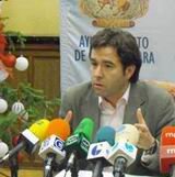 El concejal de Asuntos Taurinos, Lorenzo Robisco durante la rueda de prensa.