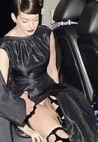 Anne Hathaway, disgustada por unas fotos sin ropa interior