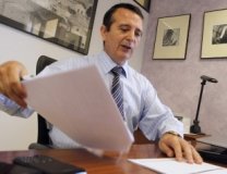 El concejal multimillonario