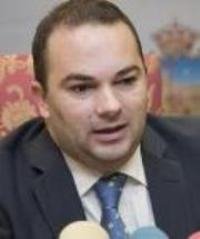 Por la boca muere el pez. Carnicero recuerda a Julio García que en la MAS no hay grupos políticos porque él no quiso.