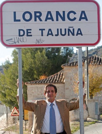 La oposición obliga al alcalde de Loranca a renunciar a su sueldo y destinarlo a un plan de empleo