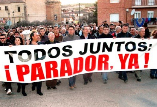 El Parador y la "depauperada" situación de la comarca de Molina de Aragón consiguen el consenso político de PP, PSOE e IU