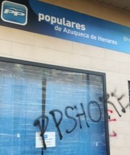 La sede del PP de Azuqueca vuelve a sufrir el vandalismo durante una huelga