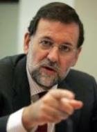 El "sms" de Rajoy a de Guindos : "Aguanta, somos la cuarta potencia de Europa, España no es Uganda"