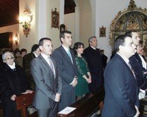 Antonio Román asiste a los actos en honor de la Virgen de la Paz en Alovera