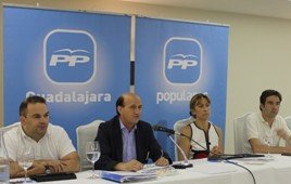Ana Guarinos: Somos un Partido unido en torno a nuestro líder Mariano Rajoy y apoyamos las medidas que ha adoptado porque la herencia del Partido Socialista hacía insostenible la situación económica de España