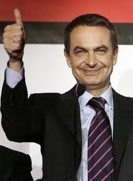 Zapatero “tocará” las pagas extras y los complementos de los funcionarios después de las elecciones del 22-M