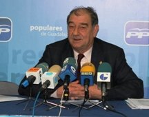 Porfirio Herrero: El congreso socialista de Sevilla ha sido el de la confrontación pero el del PP será el de la Unidad