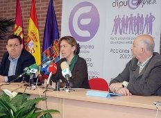 Ana Guarinos inaugura nuevos cursos de formación del programa DipuEmplea 