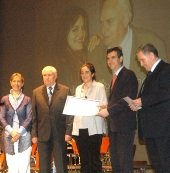 La presidenta de la Diputación felicita a los premiados en la Gala de la Fundación Siglo Futuro 2012 