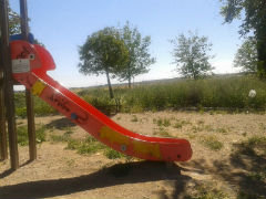 El PP de Alovera afirma que el Ayuntamiento abandona los parques de la localidad