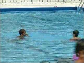 Dada de alta la niña de 5 años que estuvo a punto de ahogarse en una piscina de Guadalajara