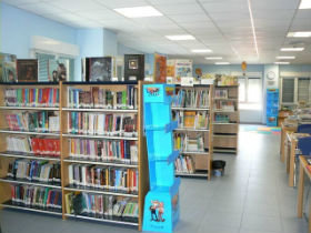 Todo listo para el inicio de los clubes de lectura para adultos de la Biblioteca de Cabanillas