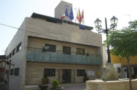 El Ayuntamiento de Yebes pide a la Consejería que cubra la plaza de la trabajadora social