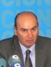 Jose Manuel Latre recuerda a Blanca Calvo que existe un procedimiento previsto para su sustitución el frente de la Biblioteca