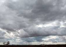 Vuelve el frío este lunes nuboso con fuertes rachas de viento en Guadalajara