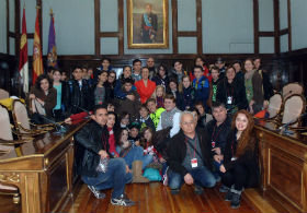 Un grupo de escolares europeos visitan la Diputación Provincial