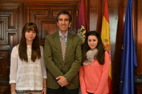 Condado felicita a dos alumnas del IES Liceo Caracense de Guadalajara, ganadoras de diferentes concursos