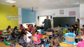 La Guardia Civil ha impartido 54 conferencias en centros de enseñanza de la provincia de Guadalajara durante el pasado trimestre