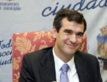 Antonio Román: “Seguimos trabajando para mejorar el servicio de autobuses”