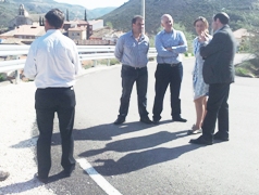 La presidenta de Diputación comprueba el resultado de la carretera GU-115, una de las obras más demandadas por su estado 