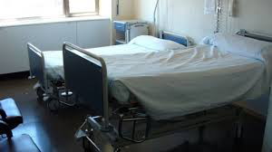 UGT denuncia que en el Hospital de Guadalajara se cerrarán más de la mitad de las camas este verano