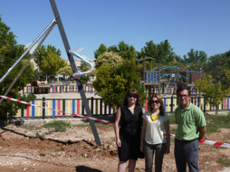 Casi 50.000 euros para el plan de reforma y mejora de los parques infantiles de Villanueva de la Torre y la construcción de su pista skate