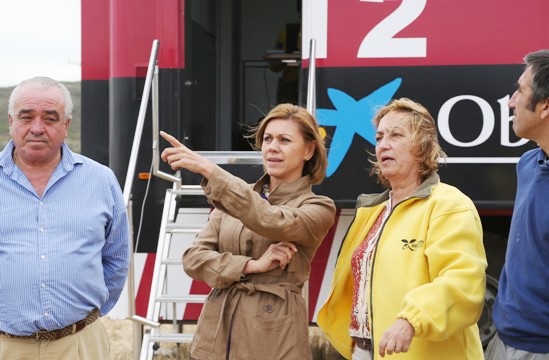 Cospedal agradece la profesionalidad y dedicación absoluta de los servicios de extinción de los incendios de Guadalajara