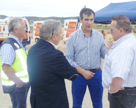 El alcalde de Guadalajara se interesa por las labores de búsqueda de la anciana desaparecida en junio