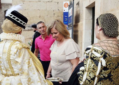La directora del Instituto de la Mujer ha asistido a los actos con motivo del XIII Festival Ducal de Pastrana 