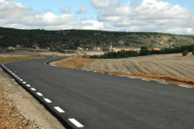Aprobados los proyectos para arreglar las carreteras de Estriégana y Torrebeleña
