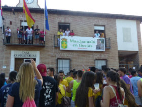 Ana Guarinos asiste al pregón de la Feria Taurina de Marchamalo
