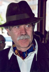 Cospedal presenta la nueva obra del escritor y periodista Antonio Pérez Henares ´Chani´