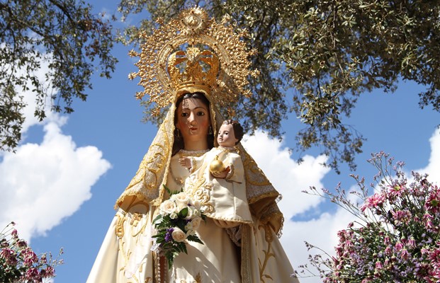Trillo le muestra respeto, emoción y cariño a la Virgen del Campo 