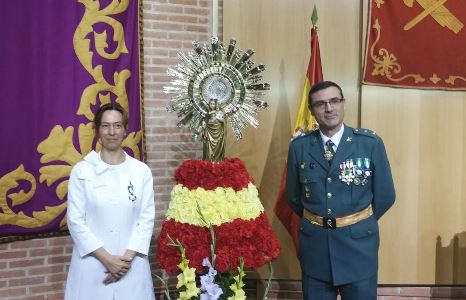 Guarinos recibe la Cruz de la Orden del Mérito del Cuerpo de la Guardia Civil con Distintivo Blanco