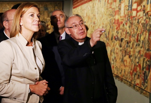 Cospedal inaugura el Museo de Tapices de la Iglesia Colegiata de Pastrana