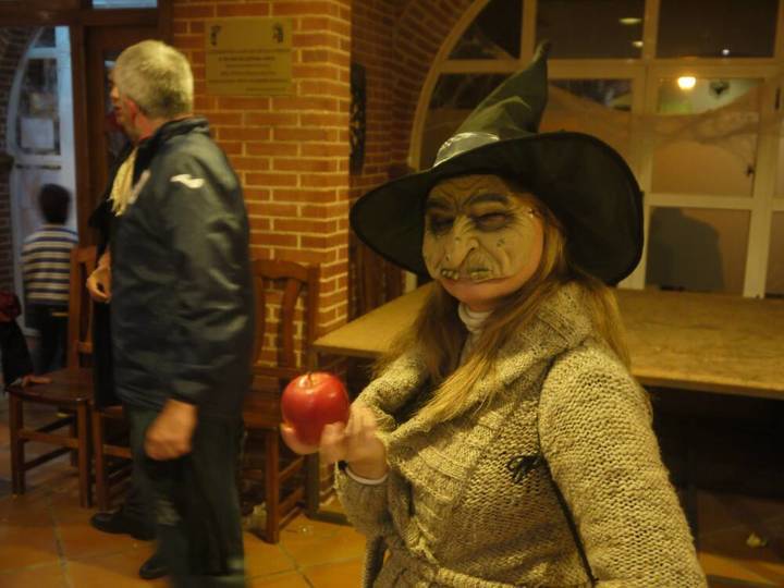 Halloween, una fiesta importada que ha arraigado profundamente entre los vecinos de Villanueva de la Torre