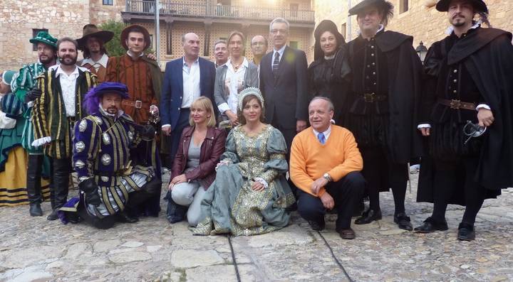 La presidenta de la Diputación disfruta del exitoso estreno en Sigüenza de El Tenorio Mendocino