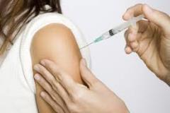 El Gobierno regional destina 5,1 millones de euros para la compra de las vacunas del calendario de 2015