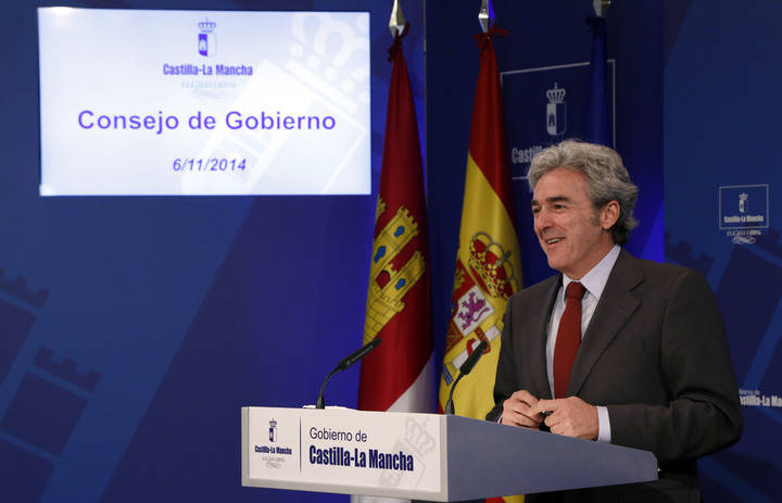 Cospedal dedica 1.300.000 euros para subir las pensiones de viudedad en Castilla La Mancha